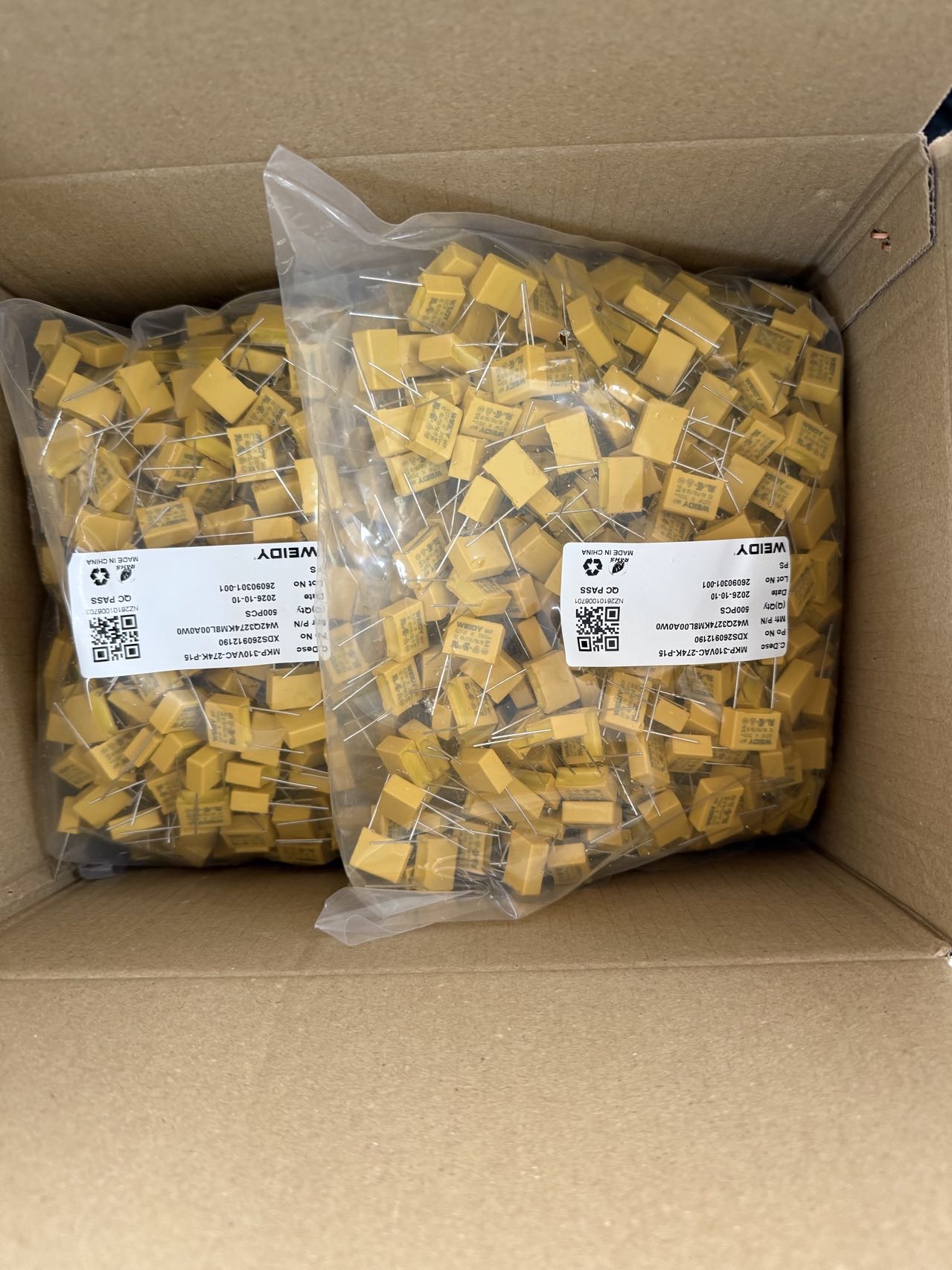 Weidy X2 Suppression Capacitor, 270 nF / 310 V, 15 mm pitch, ±10% image 2